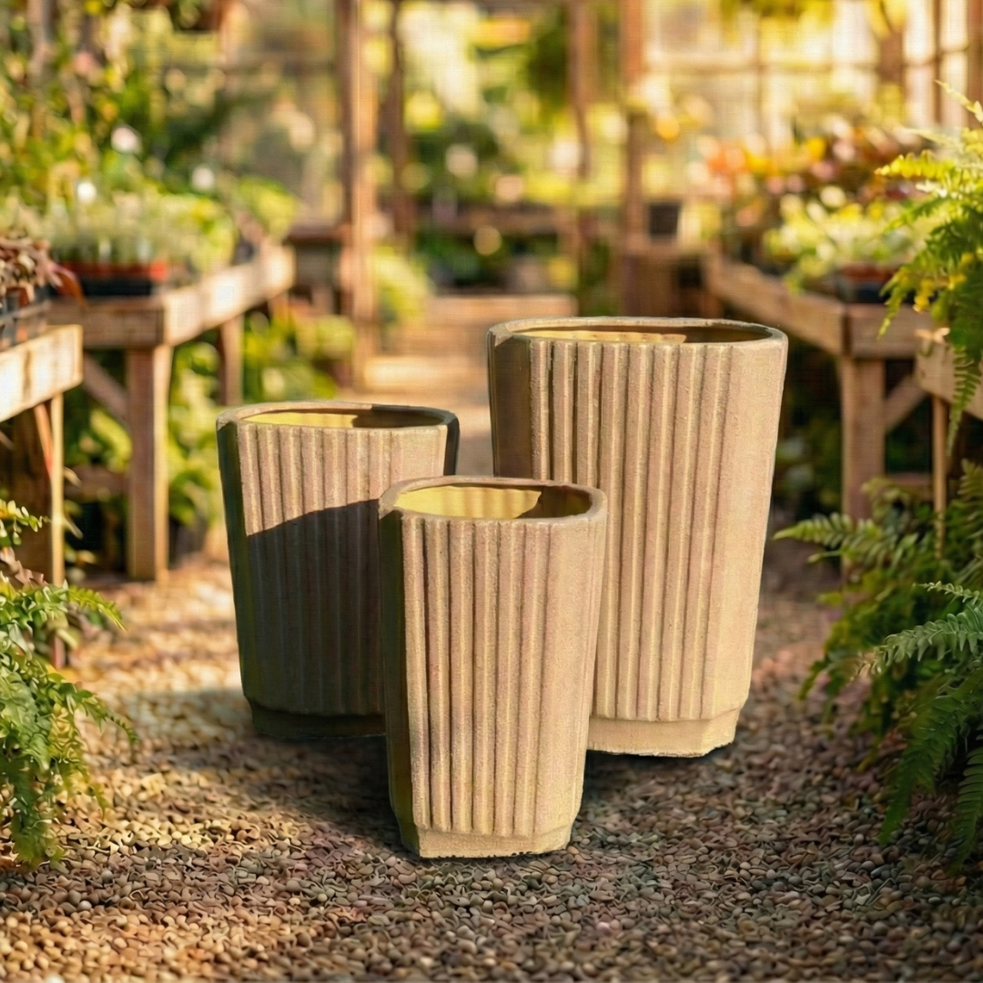 כד ריבוע ורוד פתח 30 גובה 43 ס״מ