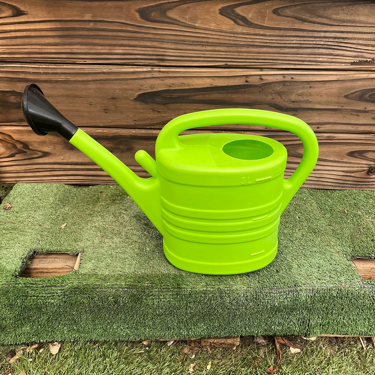 משפך 3 ליטר ירוק