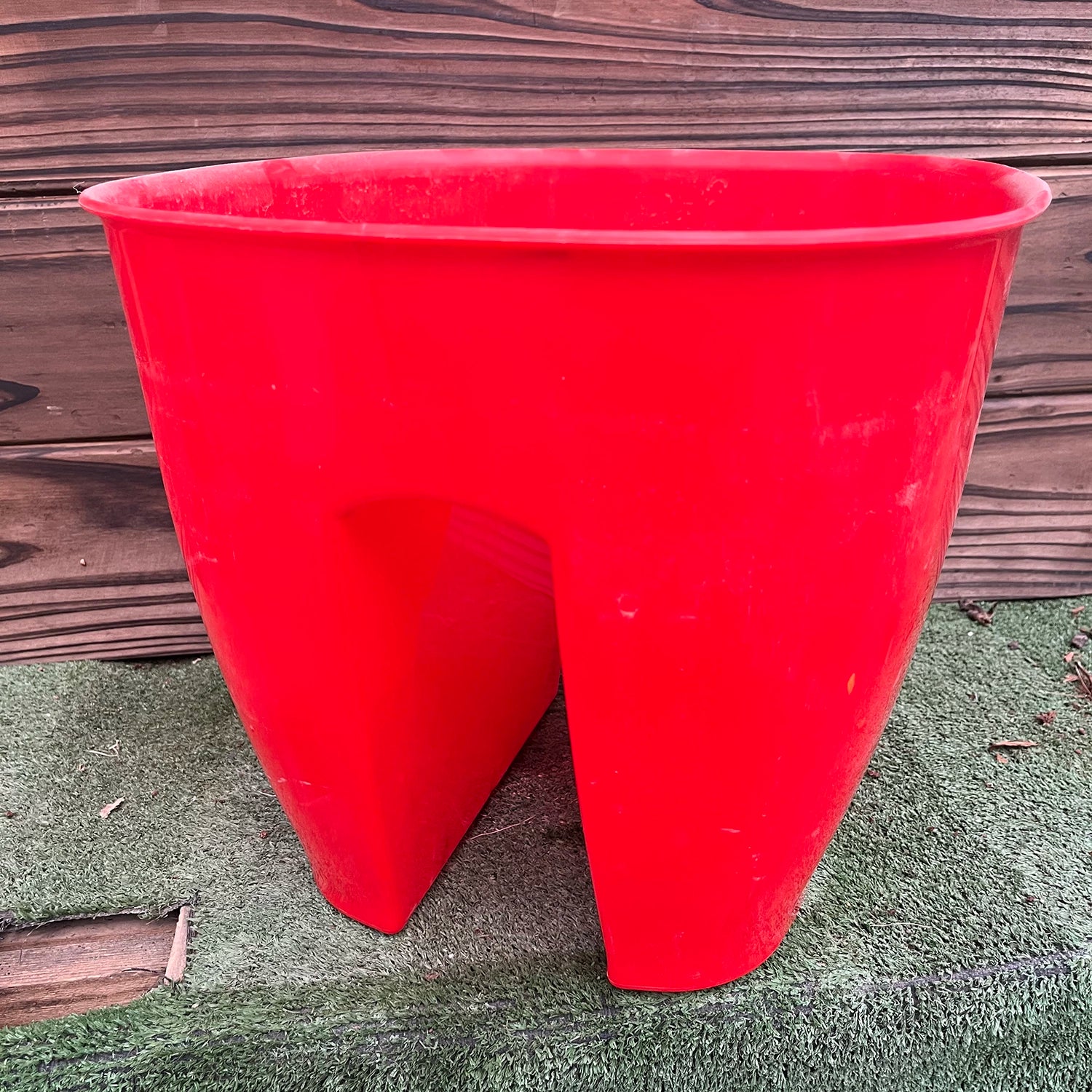 עציץ פלסטיק לתליה מרובע 3